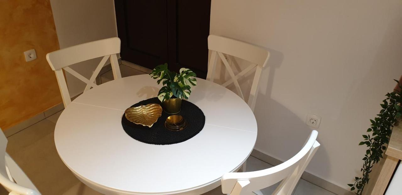 Apartman Ivano Cres Apartment Ngoại thất bức ảnh